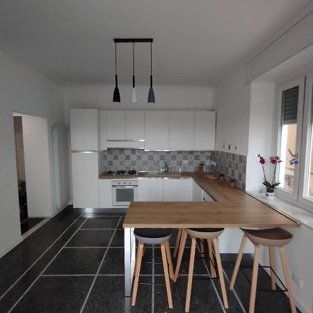Brezza Di Mare Apartment Lavagna Luaran gambar