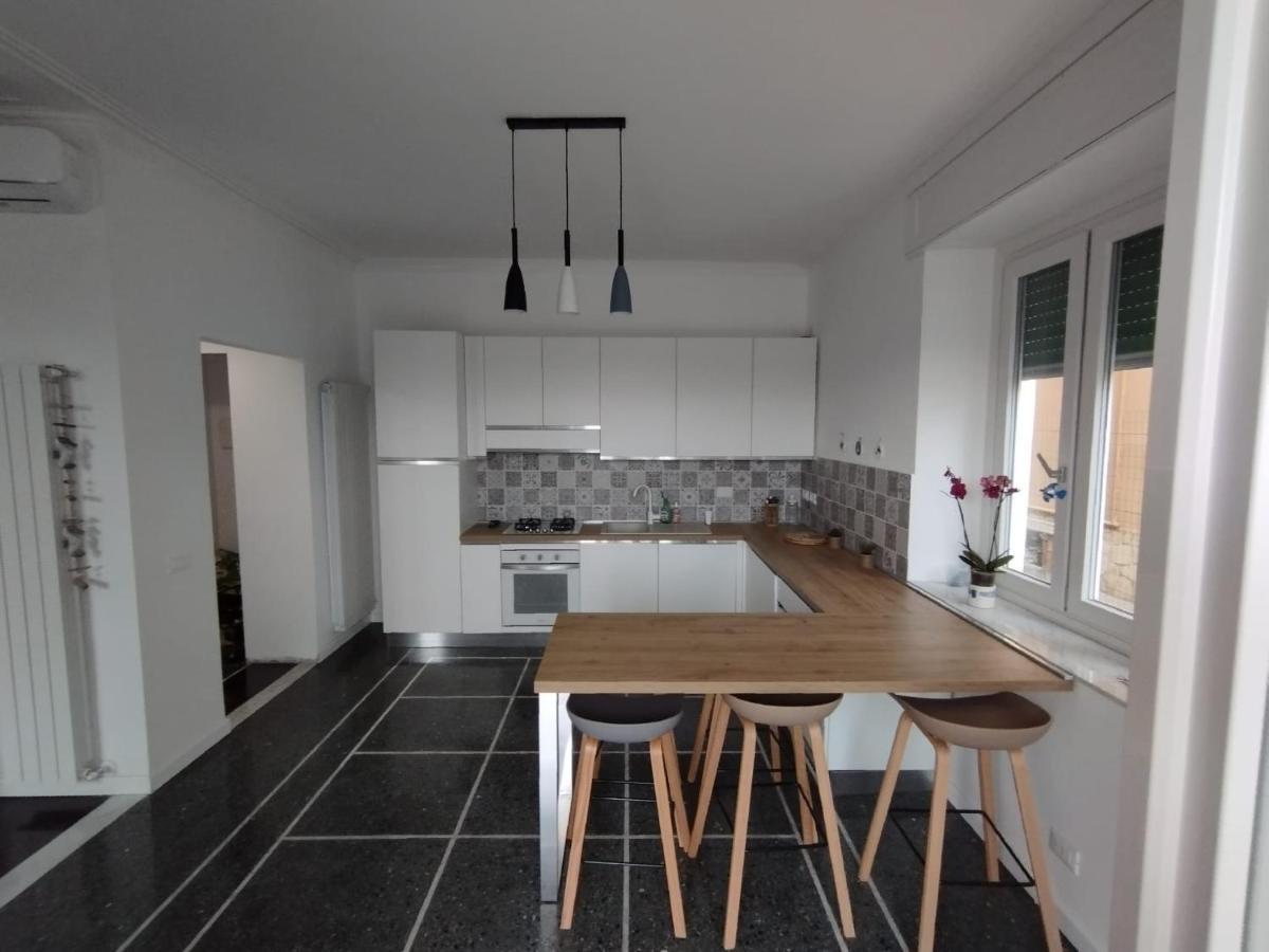 Brezza Di Mare Apartment Lavagna Luaran gambar