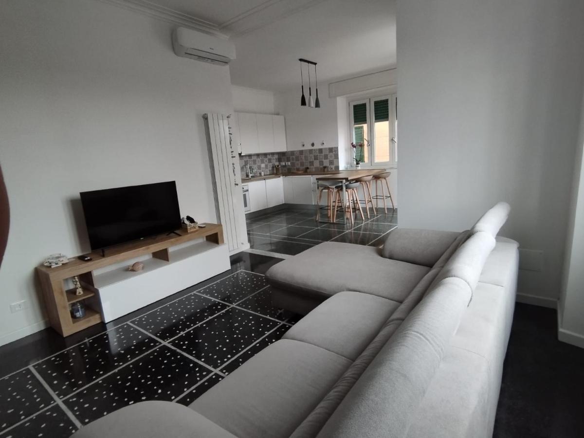 Brezza Di Mare Apartment Lavagna Luaran gambar