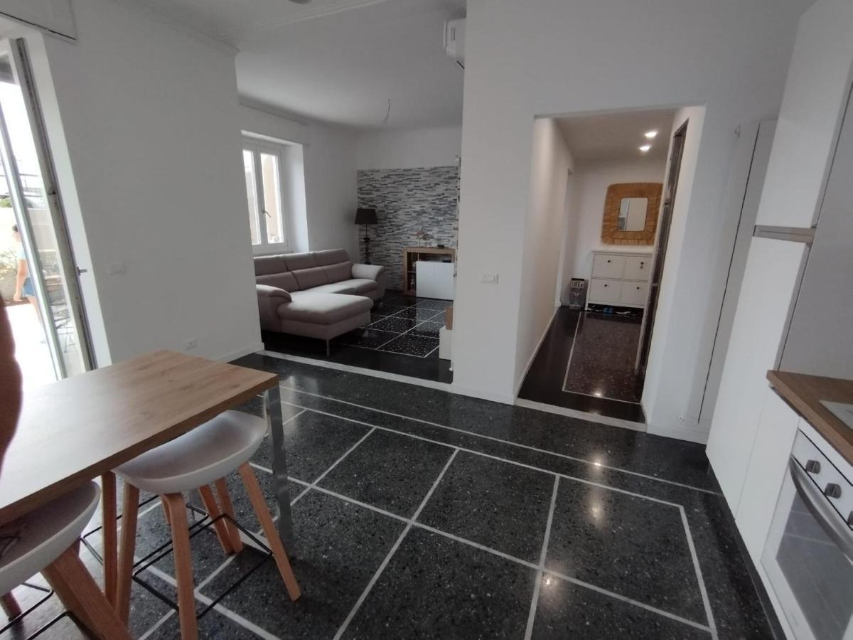 Brezza Di Mare Apartment Lavagna Luaran gambar