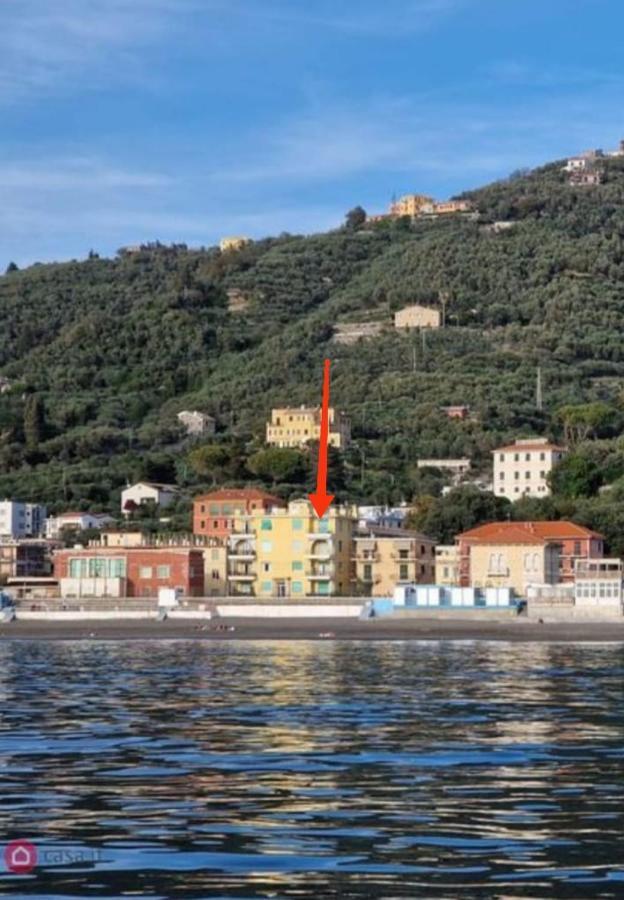 Brezza Di Mare Apartment Lavagna Luaran gambar